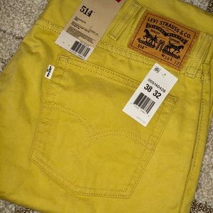 Levi’s Straight Fit 514 Jeans